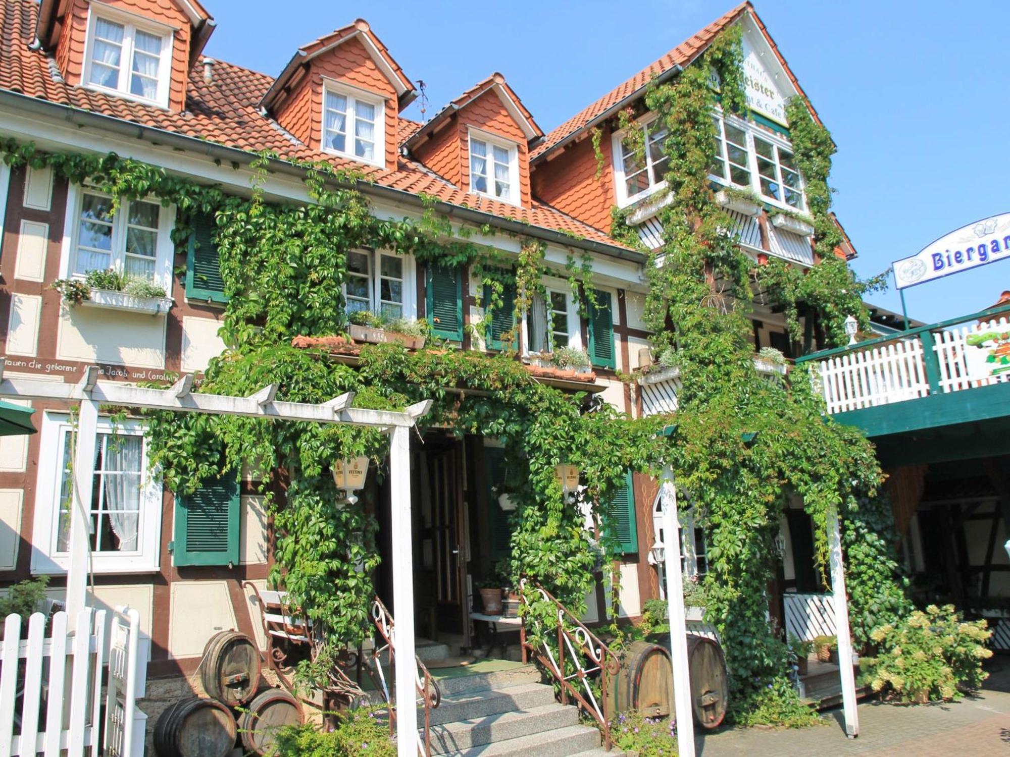 Landgasthof & Landhaus Hofmeister Diemelsee Exterior photo
